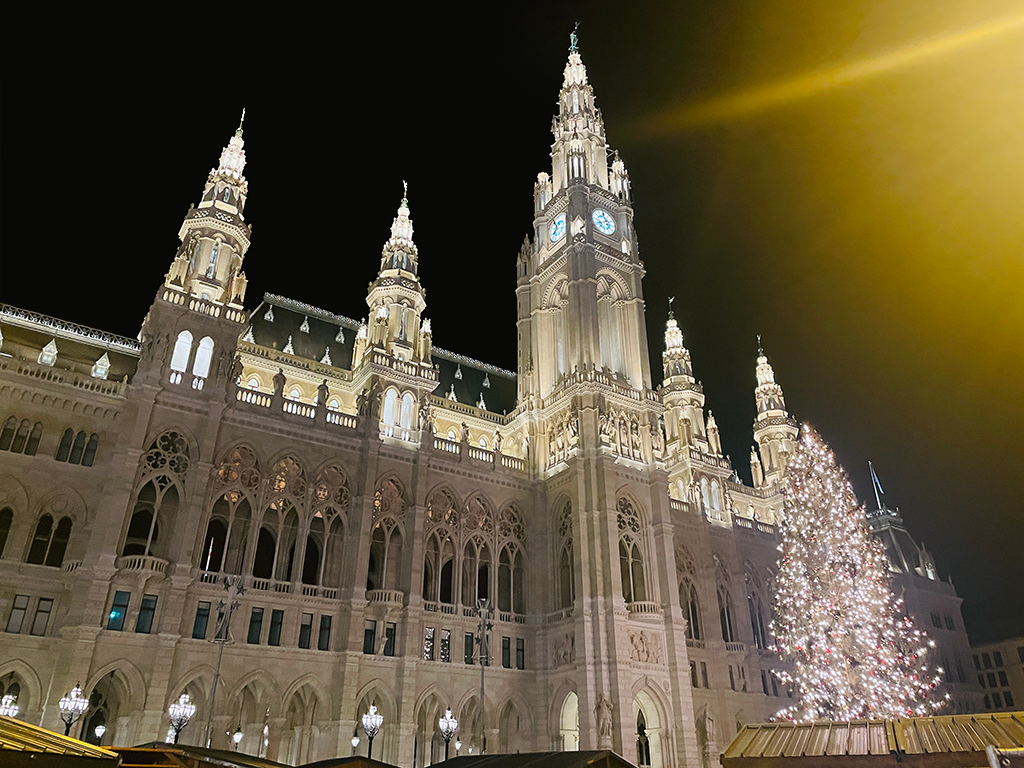 Rathausplatz - Vienna